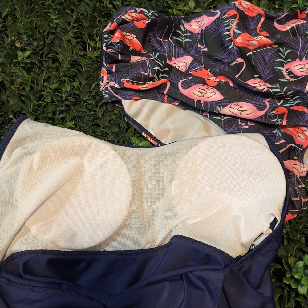 Navy blue flamingo bikini set. - Picture 5 of 8